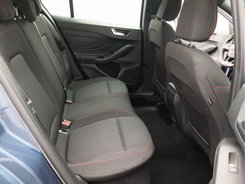 Ford Focus 1.0 EcoBoost ST Line Business/ lage km/ zeer mooi!