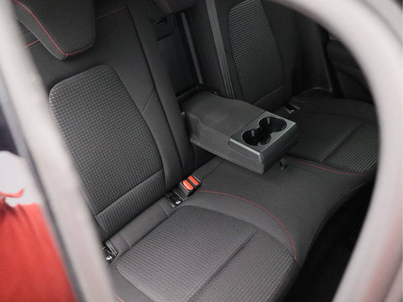 Ford Focus Wagon 1.0 EcoBoost Hybrid ST Line Style/ lage km/ zeer mooi!