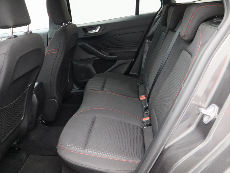 Ford Focus Wagon 1.0 EcoBoost Hybrid ST Line Style/ lage km/ zeer mooi!
