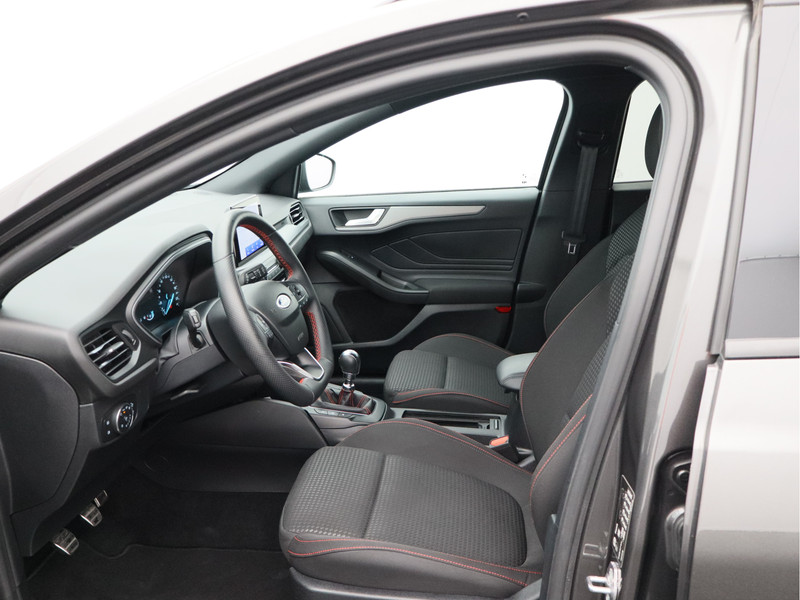 Ford Focus Wagon 1.0 EcoBoost Hybrid ST Line Style/ lage km/ zeer mooi!