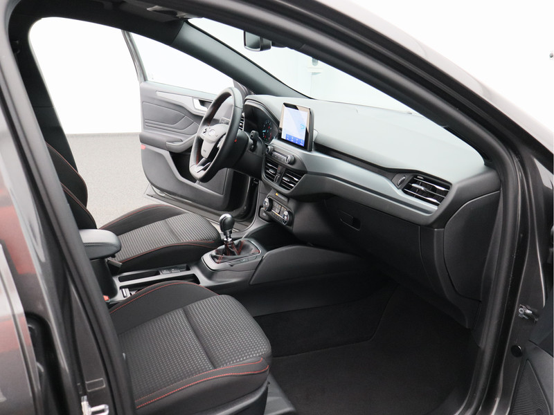Ford Focus Wagon 1.0 EcoBoost Hybrid ST Line Style/ lage km/ zeer mooi!