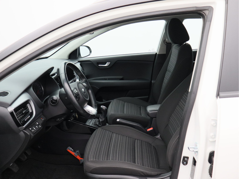 Kia Stonic 1.0 T-GDi MHEV DynamicLine/ lage km!