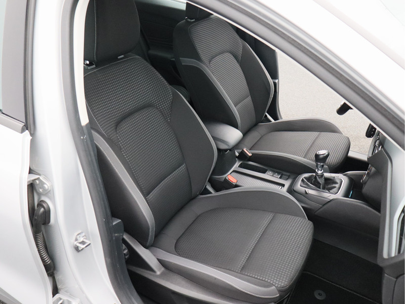 Ford Focus Wagon 1.0 EcoBoost Hybrid Connected/ lage km!
