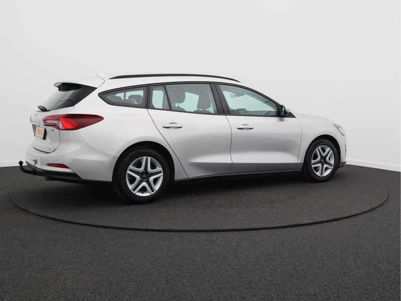 Ford Focus Wagon 1.0 EcoBoost Hybrid Connected/ lage km!