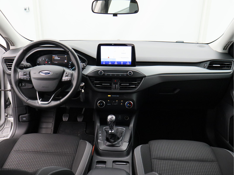 Ford Focus Wagon 1.0 EcoBoost Hybrid Connected/ lage km!