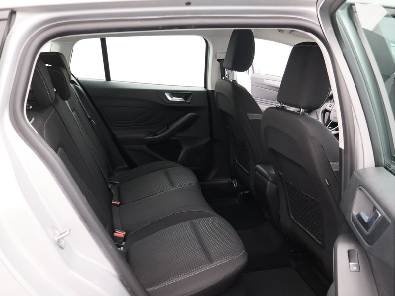 Ford Focus Wagon 1.0 EcoBoost Hybrid Connected/ lage km!