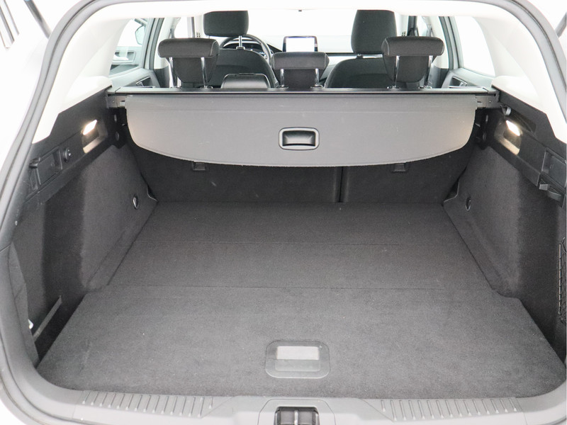 Ford Focus Wagon 1.0 EcoBoost Hybrid Connected/ lage km!