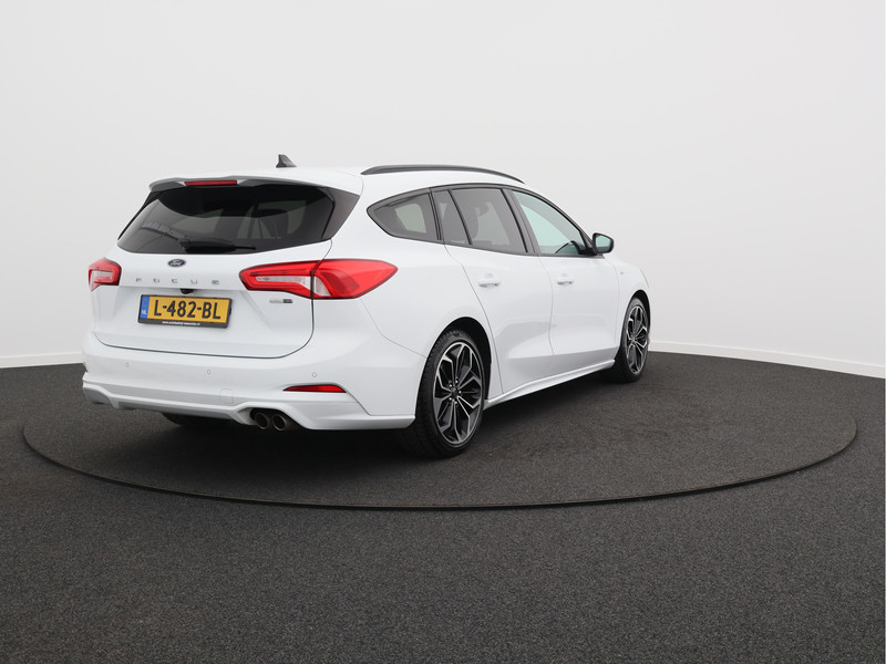 Ford Focus Wagon 1.0 EcoBoost Hybrid ST Line X Business/ compleet!