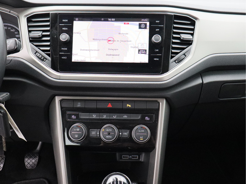 Volkswagen T-Roc 1.0 TSI Style/ lage km/ zeer mooi!