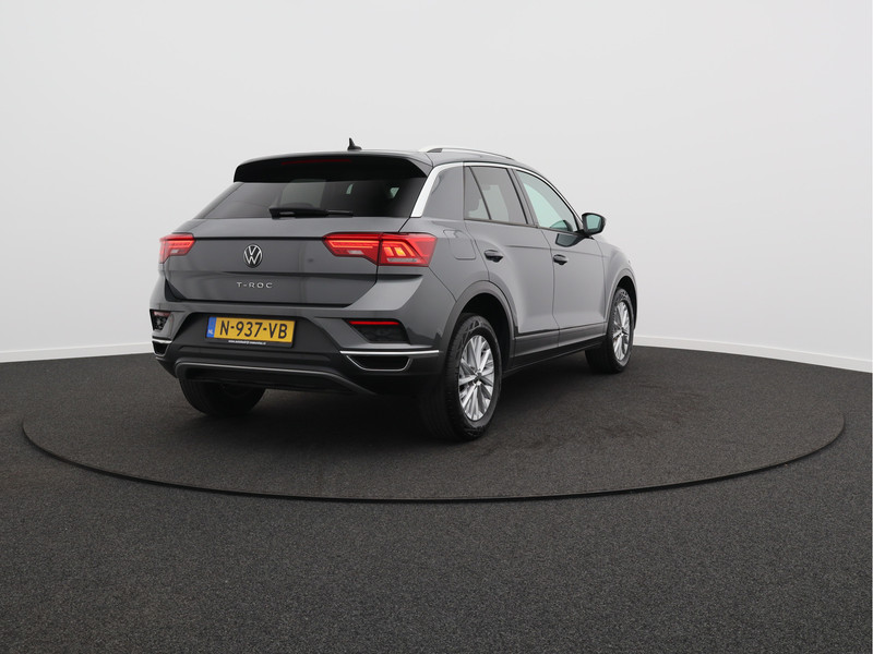 Volkswagen T-Roc 1.5 TSI Style Business/ lage km/ automaat!