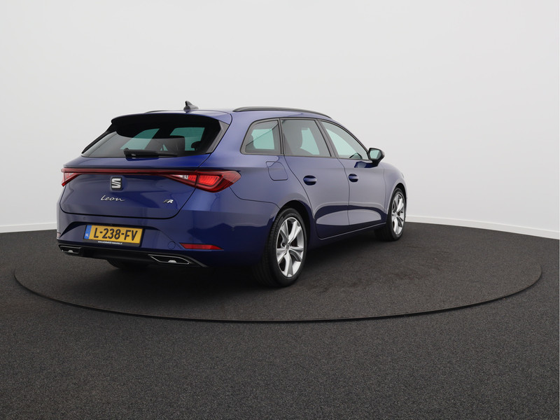 SEAT Leon Sportstourer 1.5 TSI FR Business Intense/ lage km!