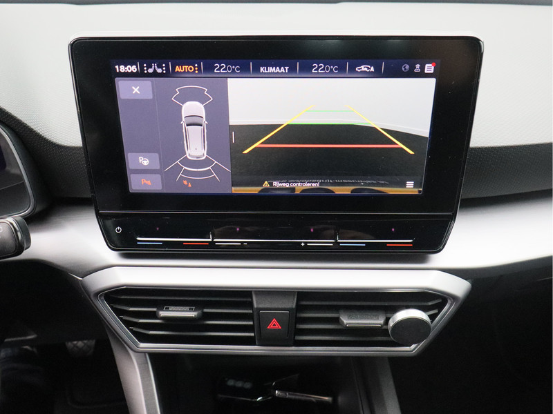SEAT Leon Sportstourer 1.5 TSI FR Business Intense/ lage km!