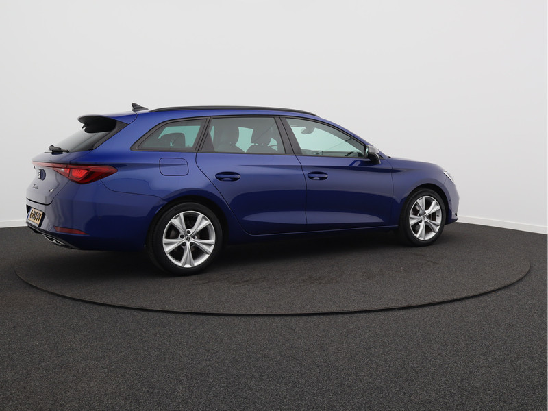 SEAT Leon Sportstourer 1.5 TSI FR Business Intense/ lage km!