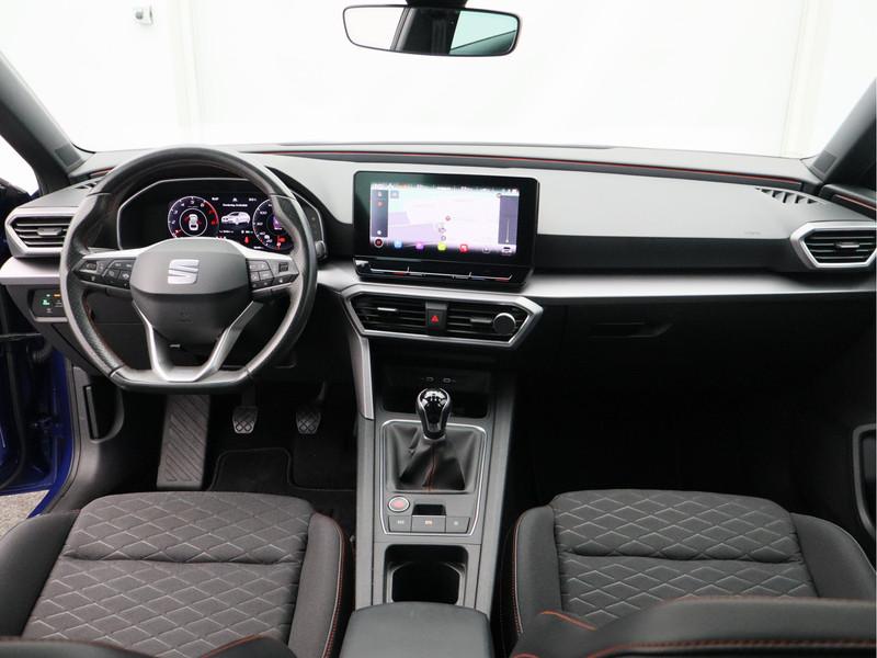 SEAT Leon Sportstourer 1.5 TSI FR Business Intense/ lage km!