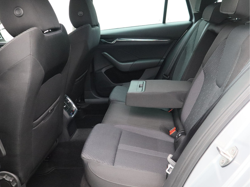 Škoda Octavia Combi 1.0 e-TSI Business Edition Plus/ automaat/ zeer mooi!