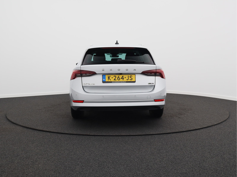 Škoda Octavia Combi 1.0 e-TSI Business Edition Plus/ automaat/ zeer mooi!