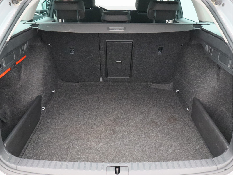 Škoda Octavia Combi 1.0 e-TSI Business Edition Plus/ automaat/ zeer mooi!