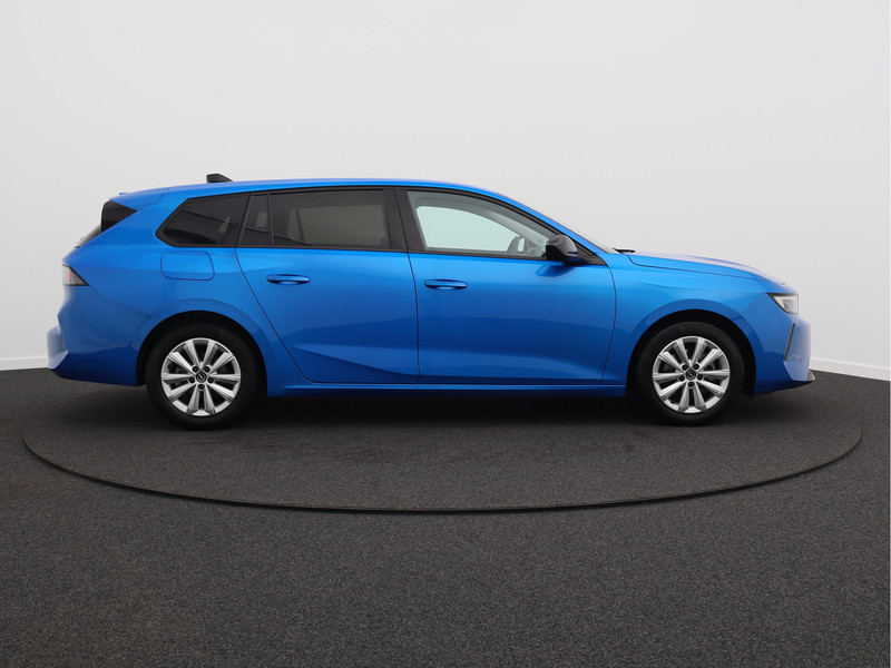 Opel Astra Sports Tourer 1.2 Business Edition/ lage km/ zeer mooi!