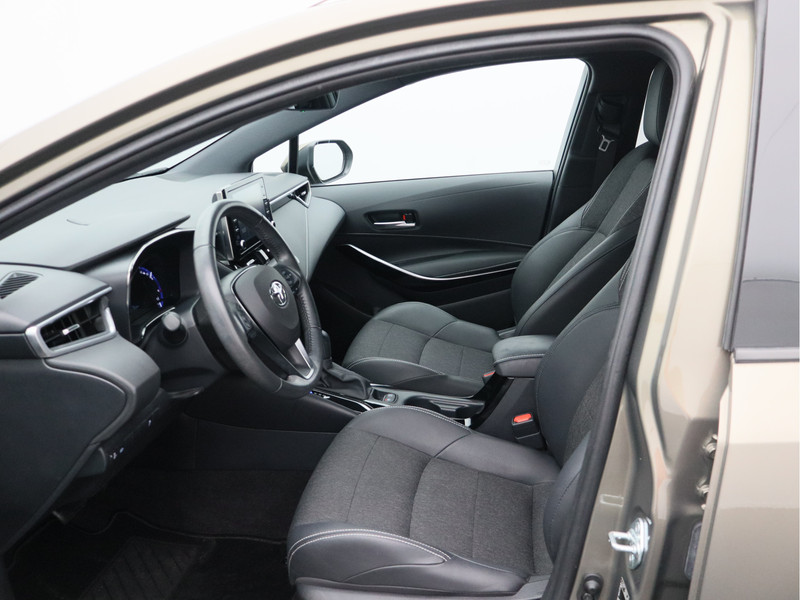 Toyota Corolla Touring Sports 1.8 Hybrid Dynamic/ lage km/ zeer mooi!
