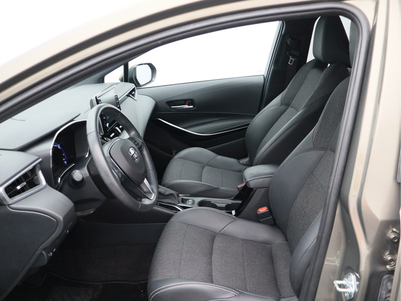 Toyota Corolla Touring Sports 1.8 Hybrid Dynamic/ lage km/ zeer mooi!