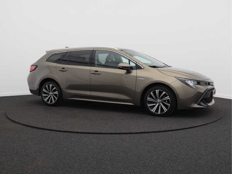Toyota Corolla Touring Sports 1.8 Hybrid Dynamic/ lage km/ zeer mooi!