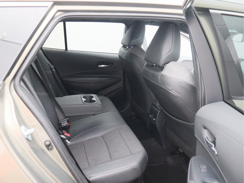 Toyota Corolla Touring Sports 1.8 Hybrid Dynamic/ lage km/ zeer mooi!