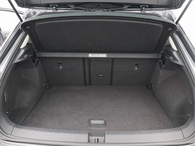 Volkswagen T-Roc 1.0 TSI Style/ lage km/ zeer mooi!