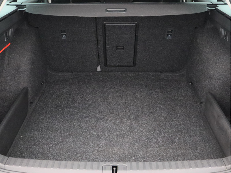 Škoda Octavia Combi 1.5 e-TSI Business Edition Plus/ automaat/ unieke km!