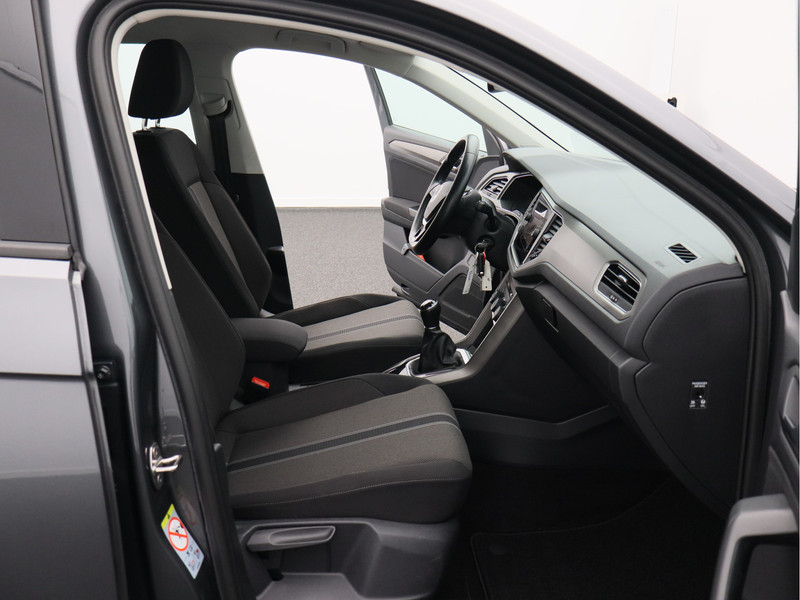 Volkswagen T-Roc 1.0 TSI Style/ lage km/ trekhaak!