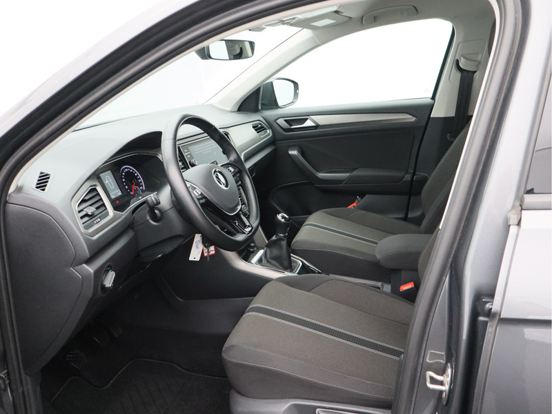 Volkswagen T-Roc 1.0 TSI Style/ lage km/ trekhaak!