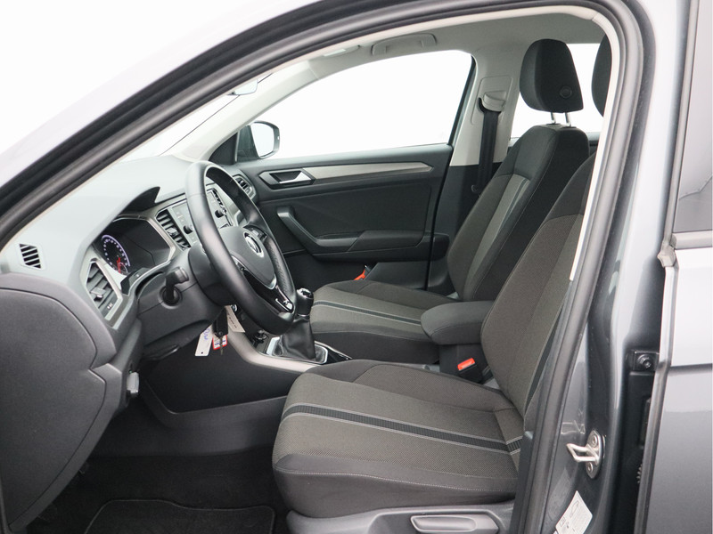 Volkswagen T-Roc 1.0 TSI Style/ lage km/ trekhaak!