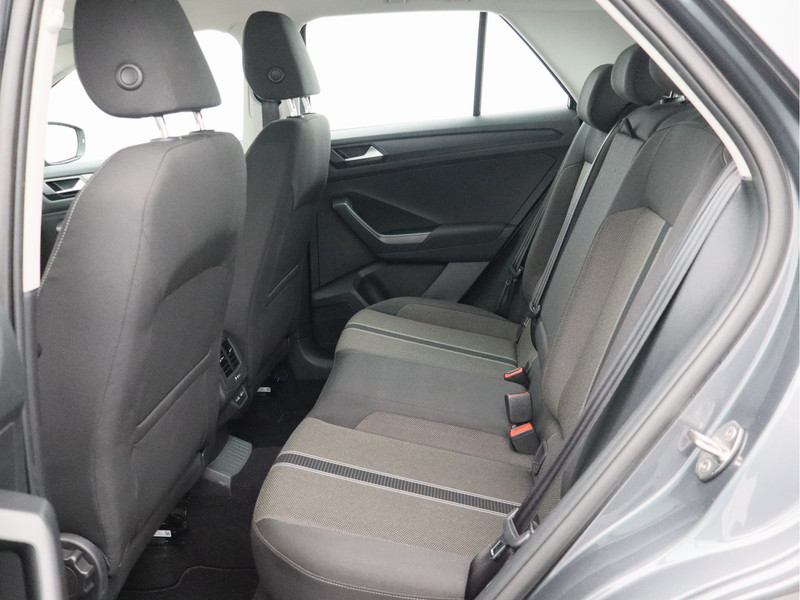 Volkswagen T-Roc 1.0 TSI Style/ lage km/ trekhaak!