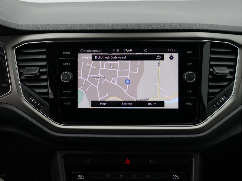 Volkswagen T-Roc 1.0 TSI Style/ lage km/ trekhaak!