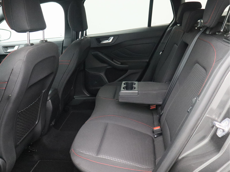 Ford Focus Wagon 1.0 EcoBoost Hybrid ST Line X Business/ lage km/ zeer mooi!