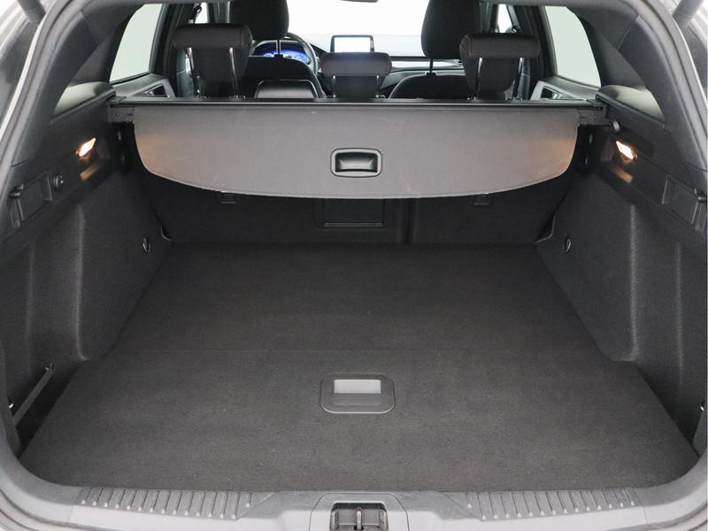 Ford Focus Wagon 1.0 EcoBoost Hybrid ST Line X Business/ lage km/ zeer mooi!