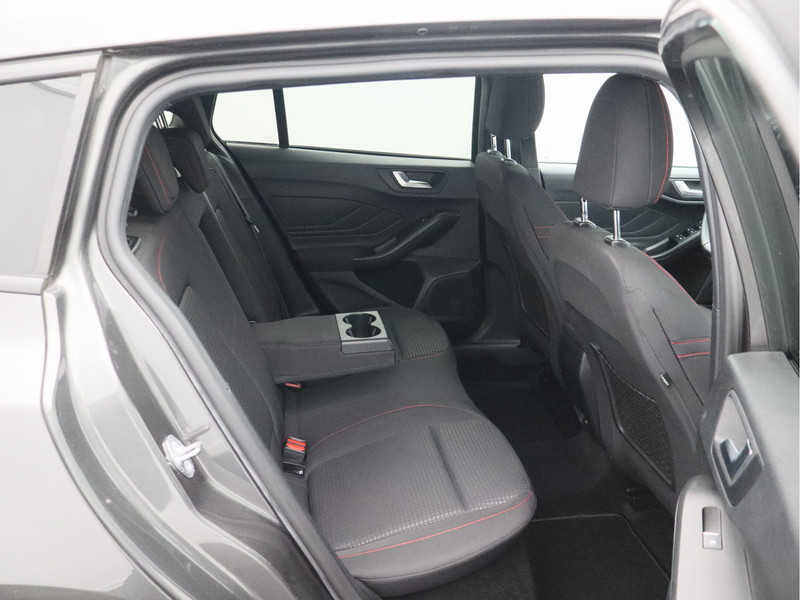 Ford Focus Wagon 1.0 EcoBoost Hybrid ST Line X Business/ lage km/ zeer mooi!