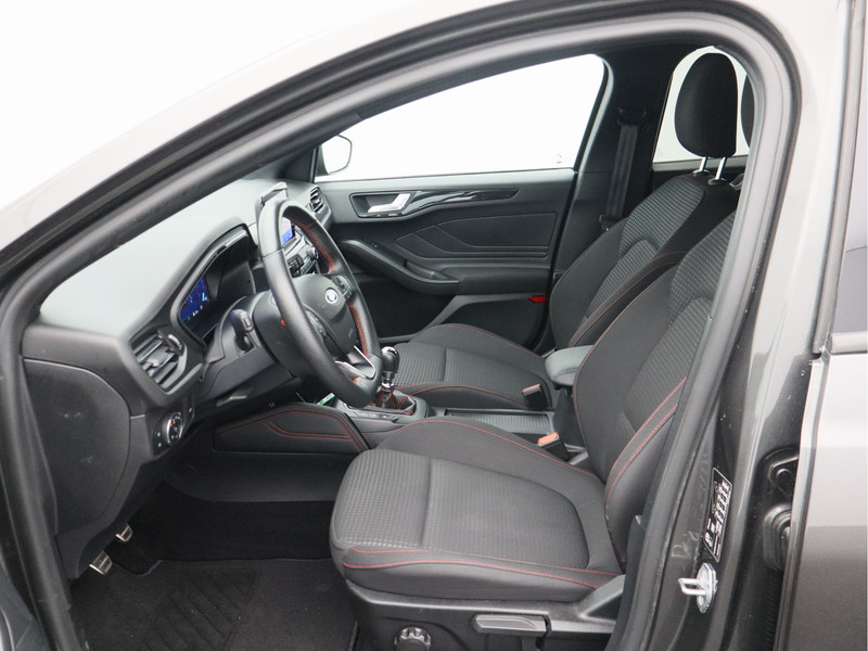 Ford Focus Wagon 1.0 EcoBoost Hybrid ST Line X Business/ lage km/ zeer mooi!