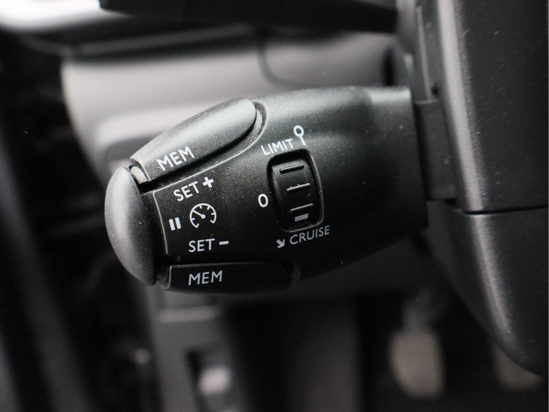 Citroën C3 1.2 PureTech Business/ lage km/ zeer mooi!