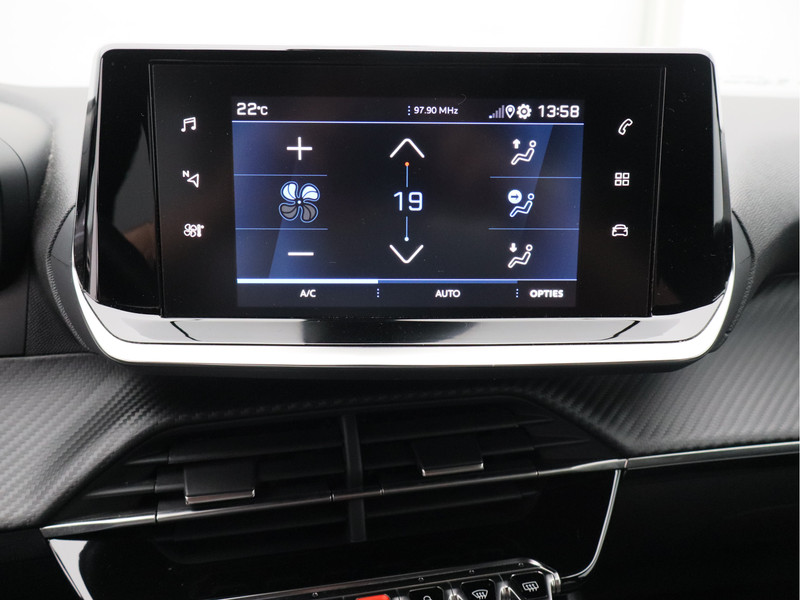 Peugeot 2008 1.2 PureTech Allure/ automaat/ lage km!