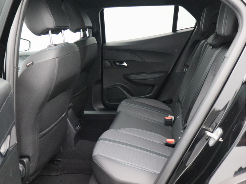 Peugeot 2008 1.2 PureTech Allure/ automaat/ lage km!