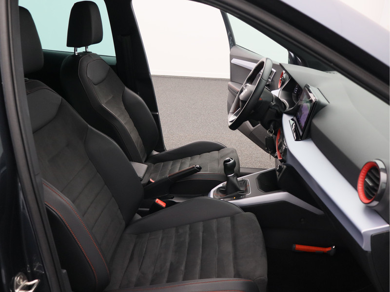 SEAT Arona 1.0 TSI FR Business Intense/ lage km/ compleet!