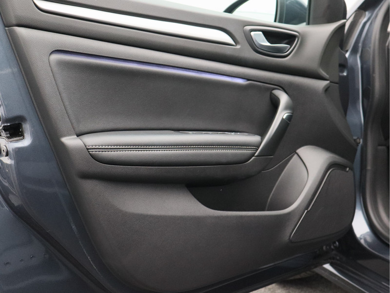 Renault Megane E-Tech Estate 1.6 Plug-In Hybrid 160 Intens/ lage km!