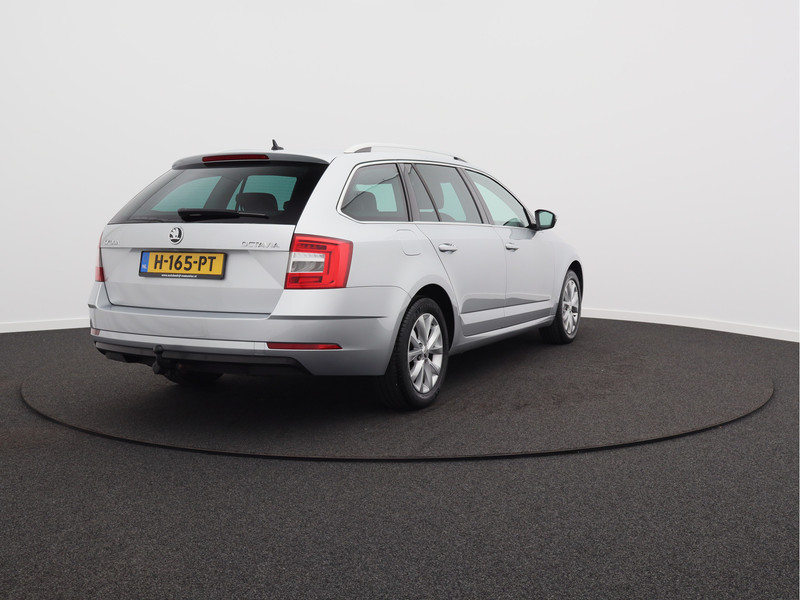 Škoda Octavia Combi 1.5 TSI Greentech Business Edition/ automaat/ trekhaak!
