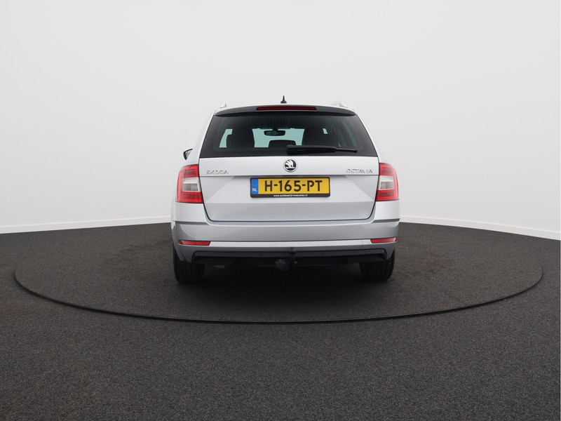 Škoda Octavia Combi 1.5 TSI Greentech Business Edition/ automaat/ trekhaak!