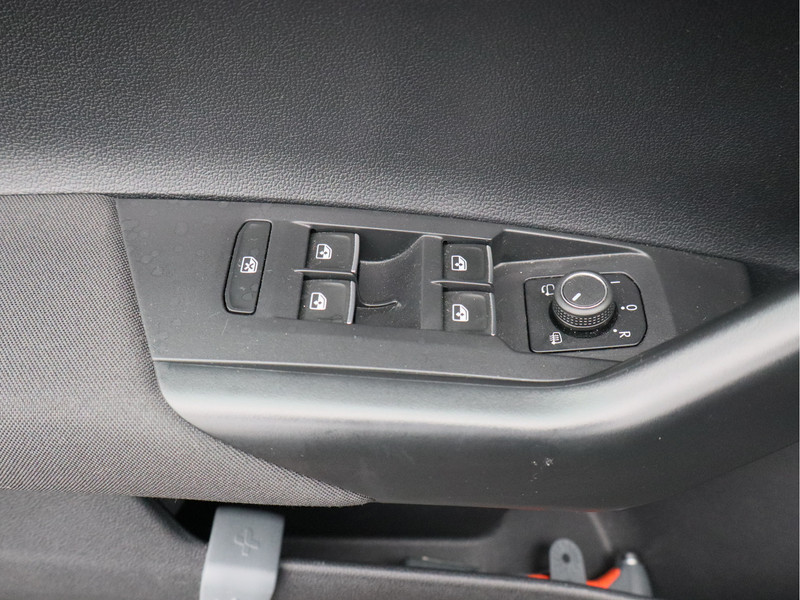 Volkswagen Polo 1.0 TSI Style/ lage km/ zeer mooi!