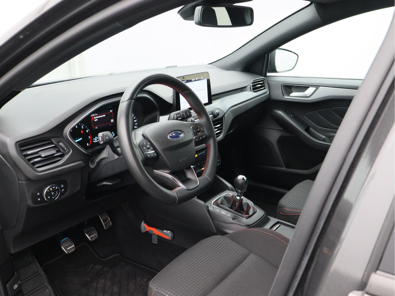 Ford Focus Wagon 1.0 EcoBoost Hybrid ST Line Style/ trekhaak!