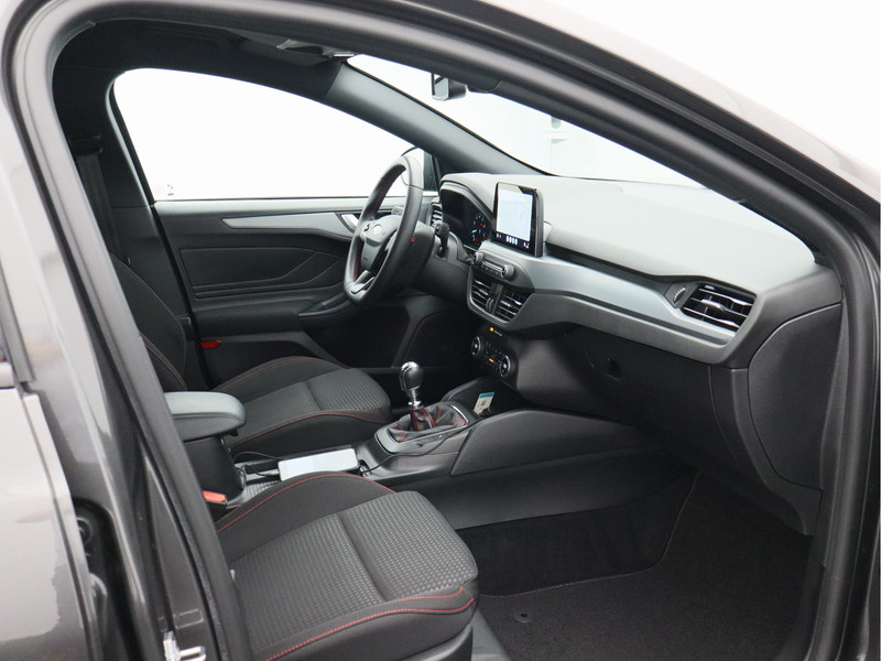 Ford Focus Wagon 1.0 EcoBoost Hybrid ST Line Style/ trekhaak!
