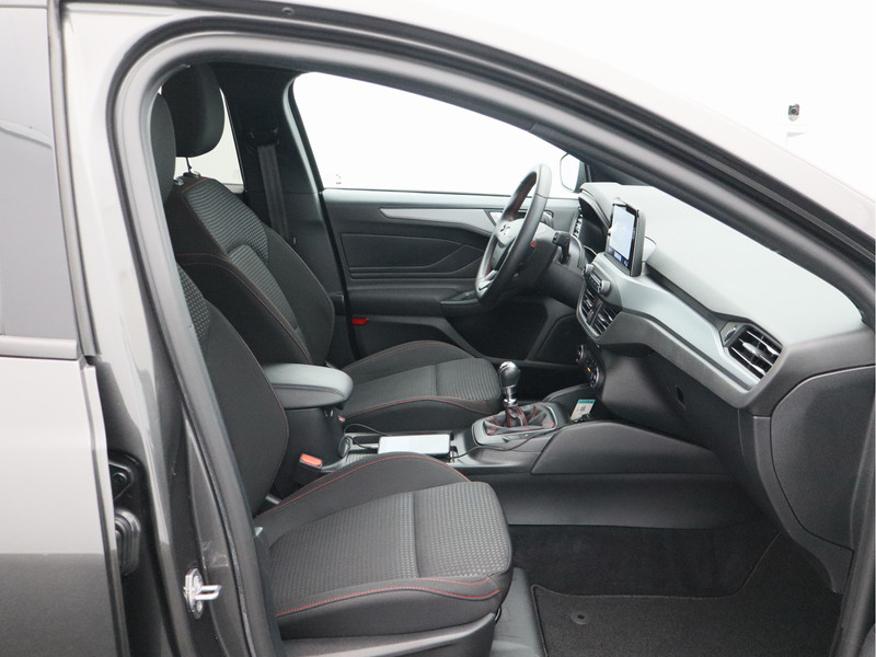 Ford Focus Wagon 1.0 EcoBoost Hybrid ST Line Style/ trekhaak!
