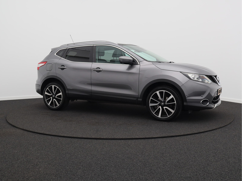 Nissan QASHQAI 1.2 Tekna/ lage km/ trekhaak/ mooie auto!