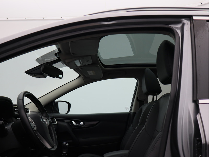 Nissan QASHQAI 1.2 Tekna/ lage km/ trekhaak/ mooie auto!